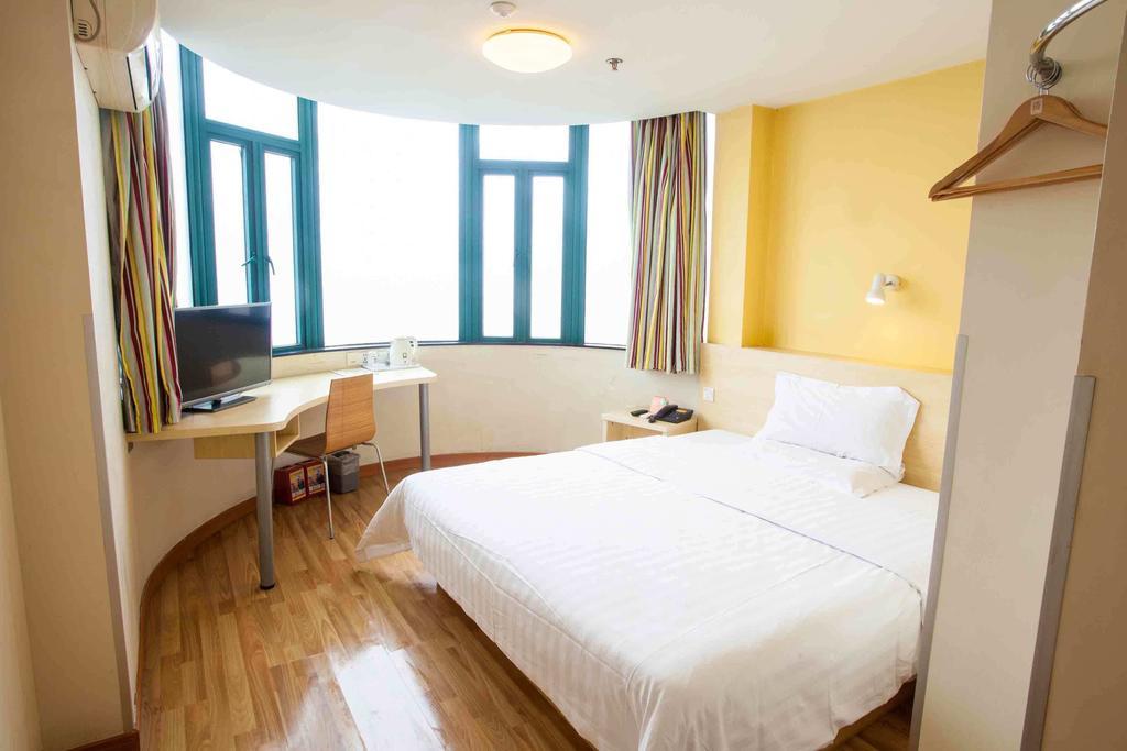 7 Days Inn Heze Mudan Road Branch Pokoj fotografie